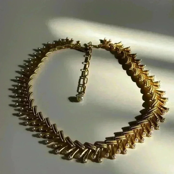 Luxury European Retro Style Necklace - Picture 8 of 11